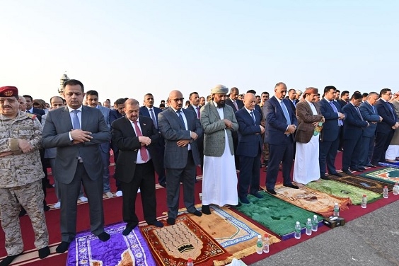 ryys_mjls_alqyadt_ywdy_m_nwabh_wqyadat_aldwlt_slat_yd_alftr_fy_dn__