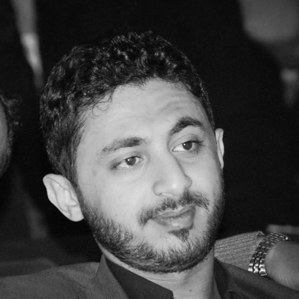 بسبب حرمانه من التواصل مع نجلة المختطف.. والد ناشط مدني في العناية المركزة بصنعاء