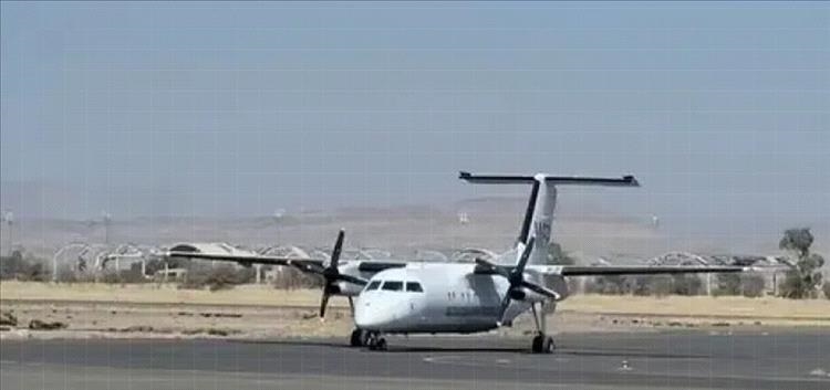 نجاة طائرتين بأعجوبة من كارثة تصادم في مطار صنعاء وجدل متصاعد حول رحلات غامضة