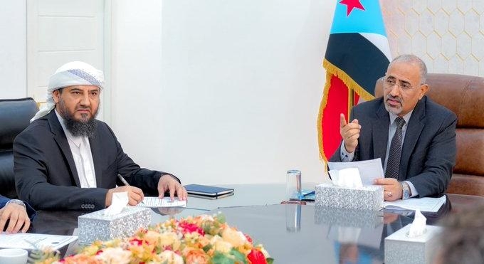 مجلس "رئاسي" مُصغر .. معركة الإصلاحات في عدن هل تعيد هيكلة الشرعية؟