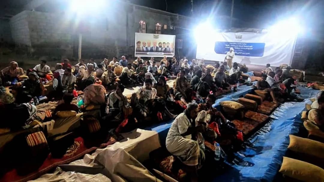 السلطة المحلية بالمخا تنظم أمسية رمضانية لتعزيز التلاحم المجتمعي