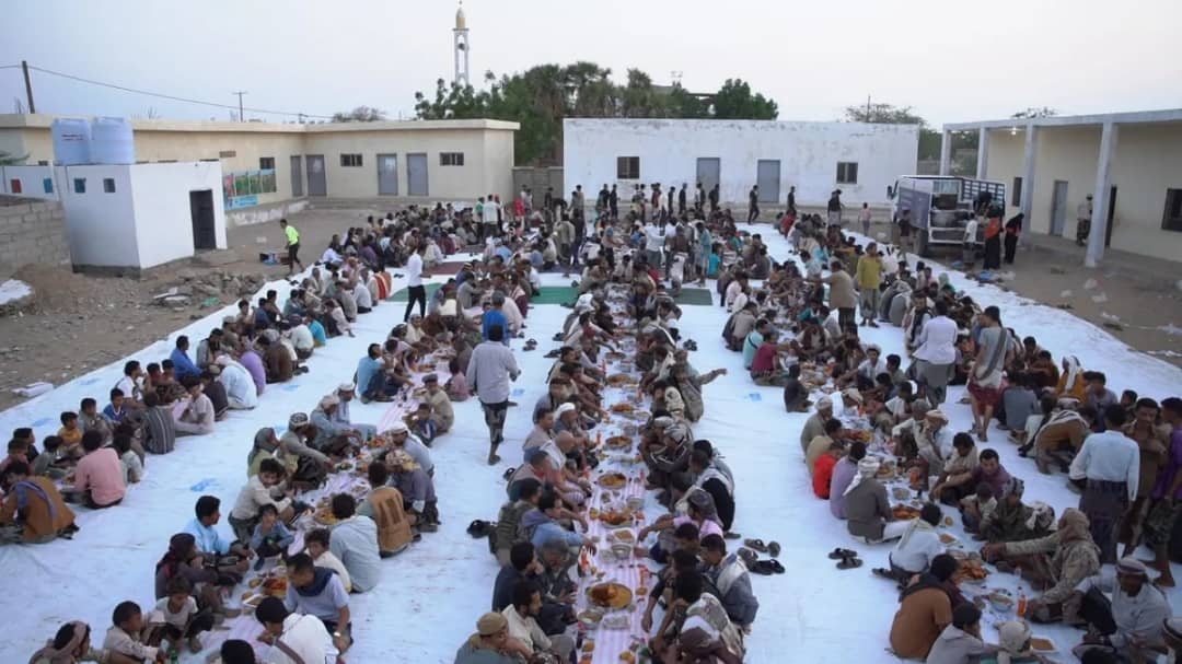 الخلية الإنسانية تواصل دعم مبادرات الإفطار الجماعي بالساحل الغربي