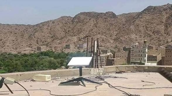 تعز.. انقطاع الاتصالات والإنترنت  ومصادرة "ستارلينك" بمناطق سيطرة الحوثيين